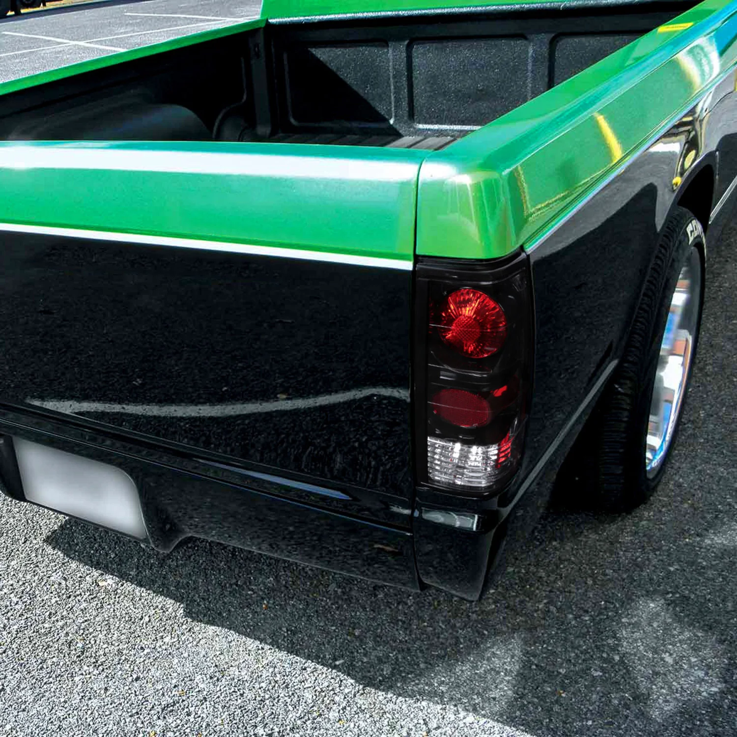 1982-1994 Chevy S10/Blazer GMC S15/Sonoma Tail Lights Matte Black/Clear Lens - Image 10
