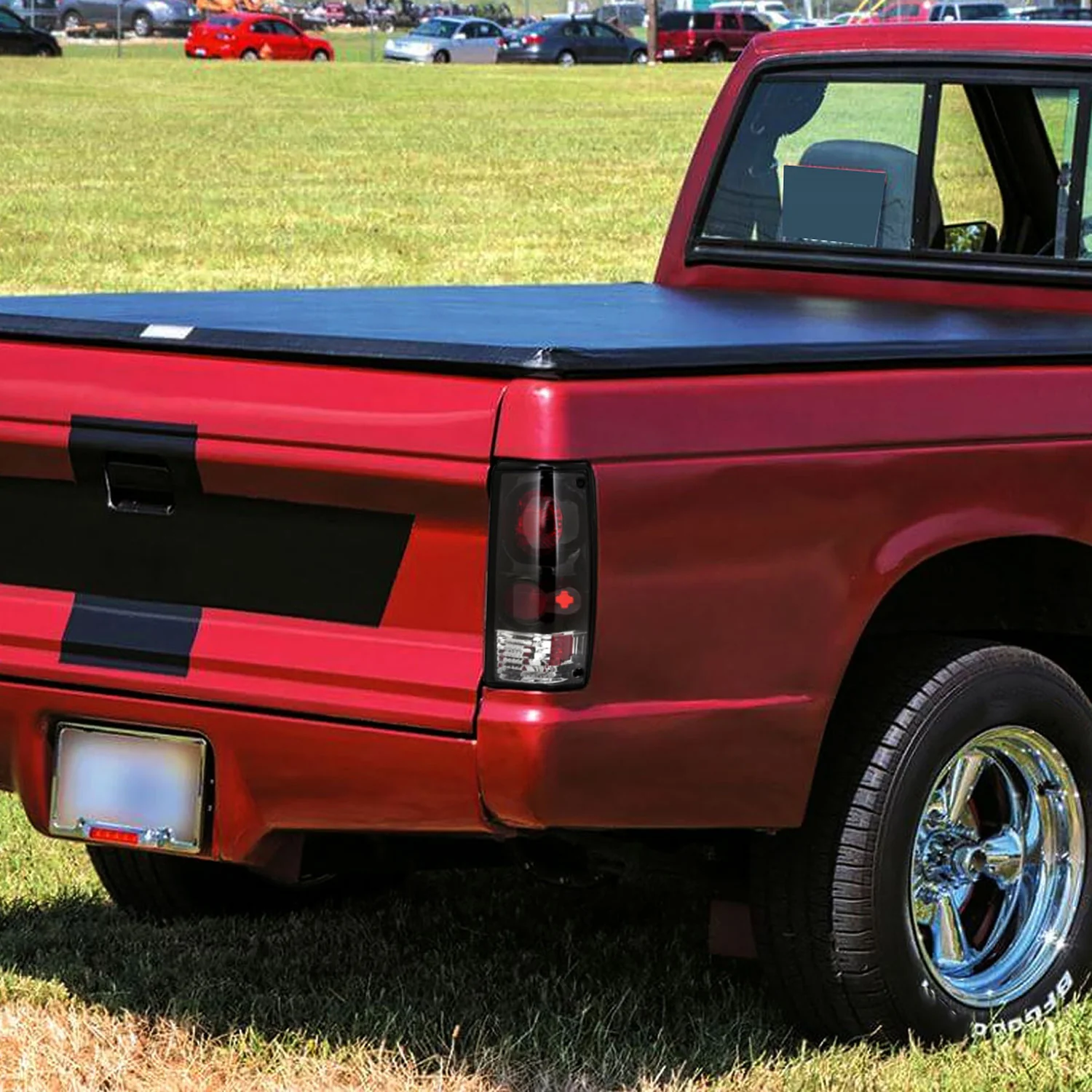 1982-1994 Chevy S10/Blazer GMC S15/Sonoma Tail Lights Matte Black/Clear Lens - Image 9