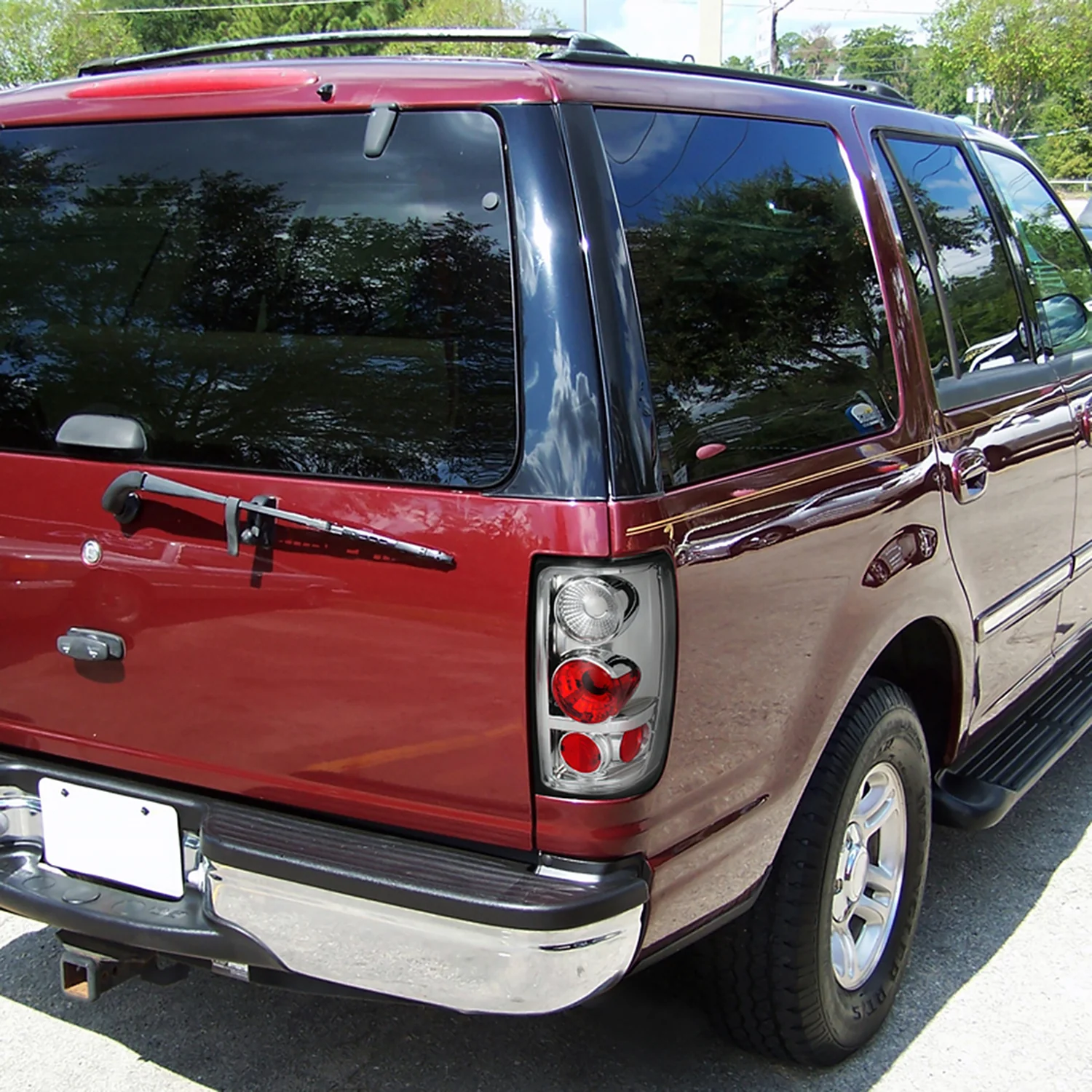 1997-2002 Ford Expedition Tail Lights Chrome Housing/Clear Lens - Image 10