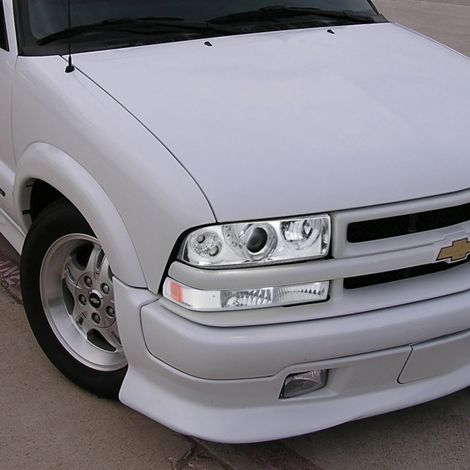 1998-2004 Chevy S10/ GMC Sonoma Bumper Lights Chrome Housing/Clear Lens - Image 10
