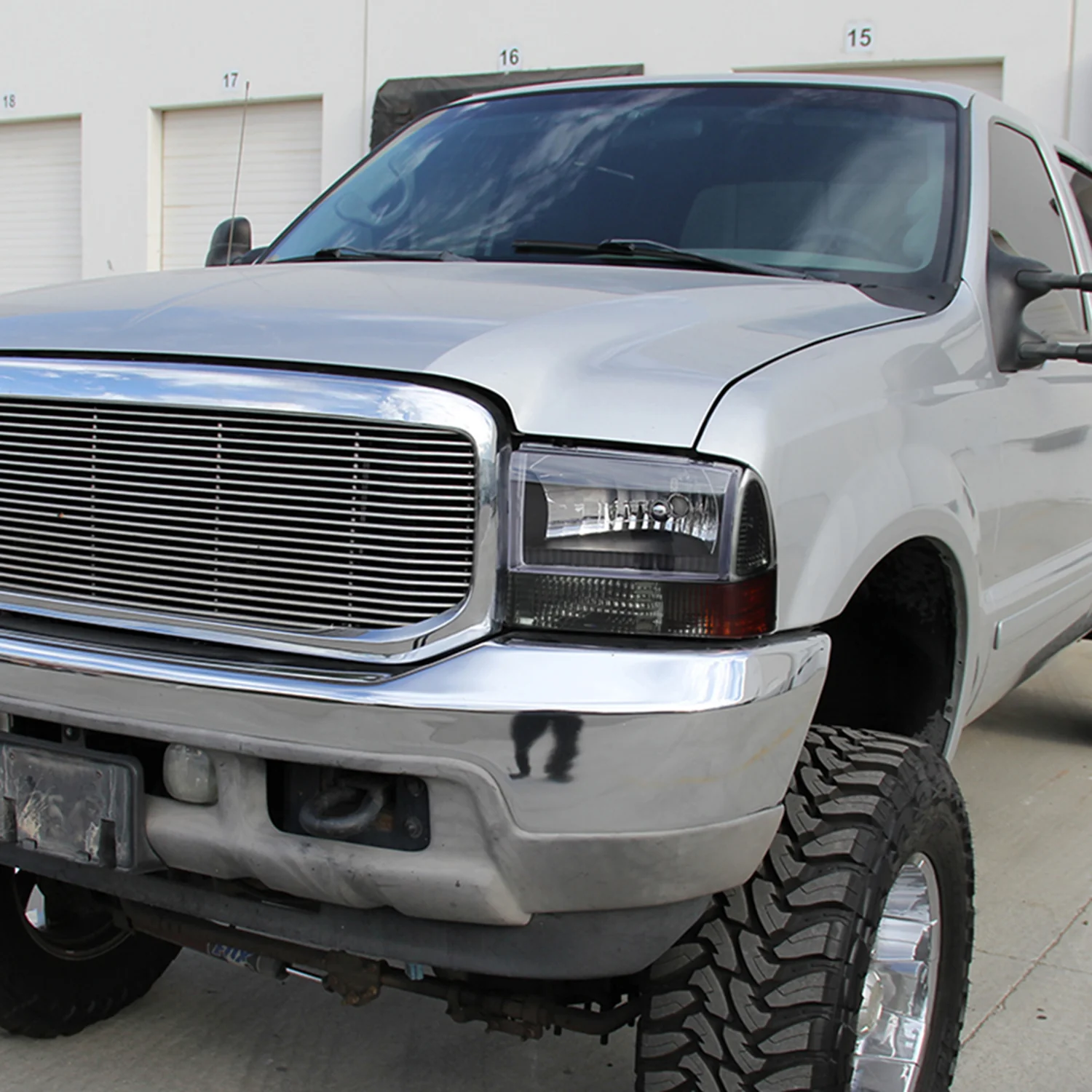 1999-2004 Ford F-250/350/450/550/Excursion Corner Lights Glossy Black/Smoke - Image 10
