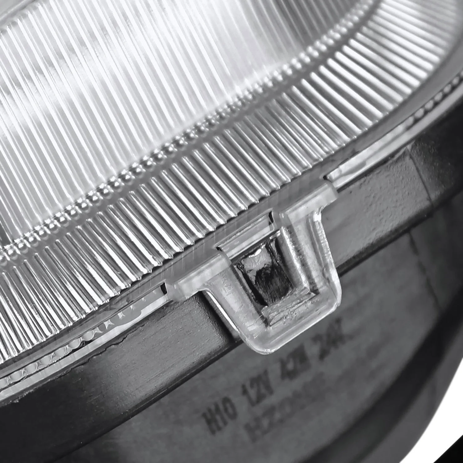 1999-2004 Ford F-250/F-350/Excursion H10 Fog Lights Chrome/Clear Lens - Image 3
