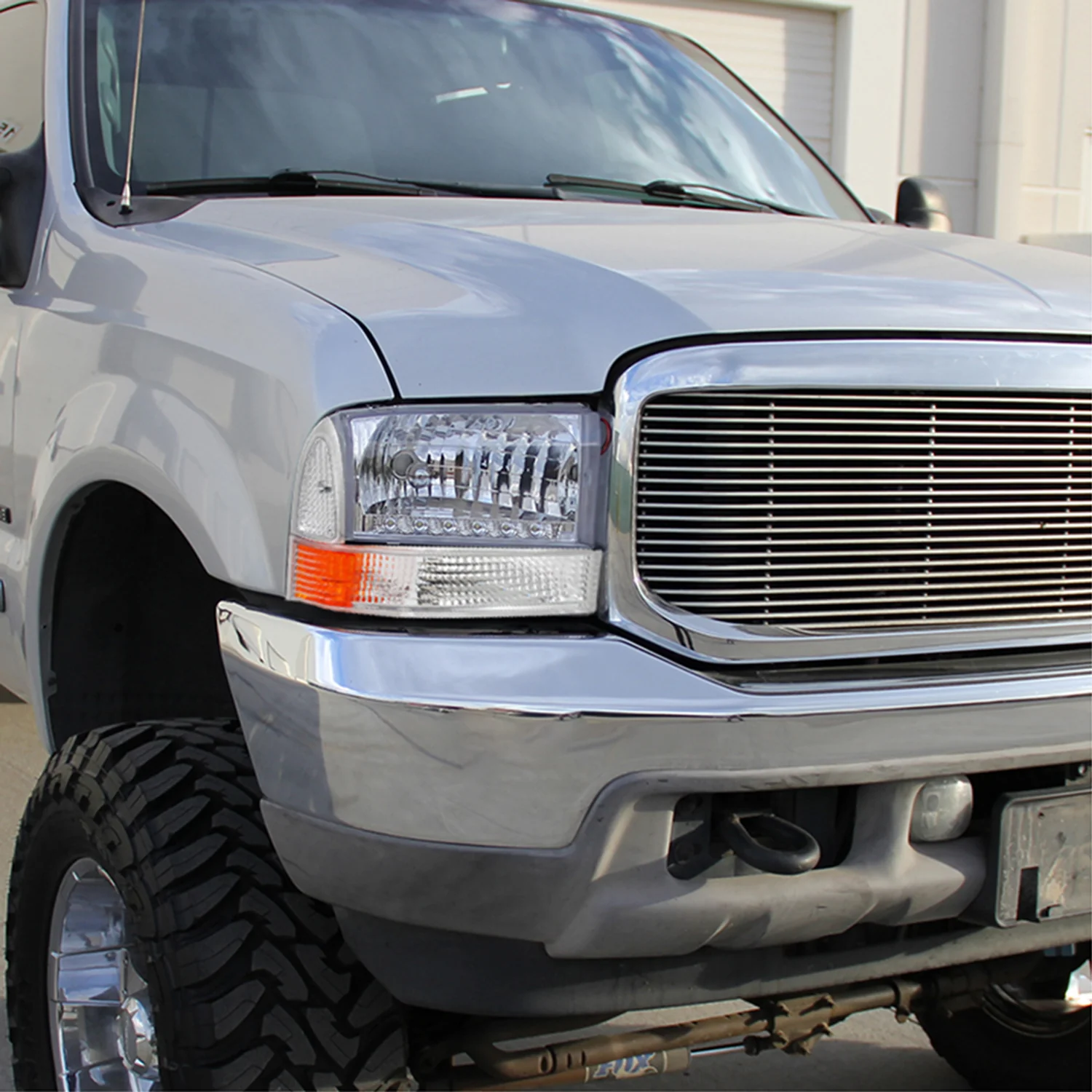 1999-2004 Ford F-250/F-350/F-450/F-550/Excursion Corner Lights Chrome/Clear - Image 9