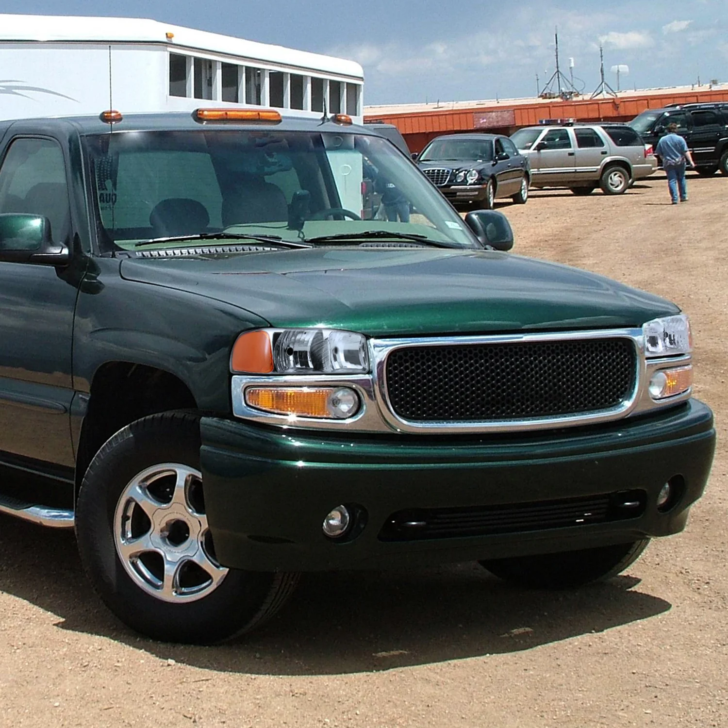 1999-2006 GMC Sierra 1500/2500/3500 Yukon/ XL Headlights&Bumper Lights Chrome - Image 10