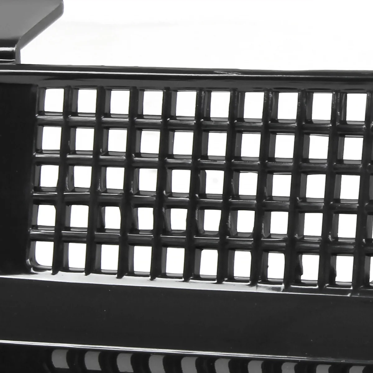 1999-2006 VW Golf/GTI/R32 Mk4 Glossy Black ABS Horizontal Style Grille - Image 4