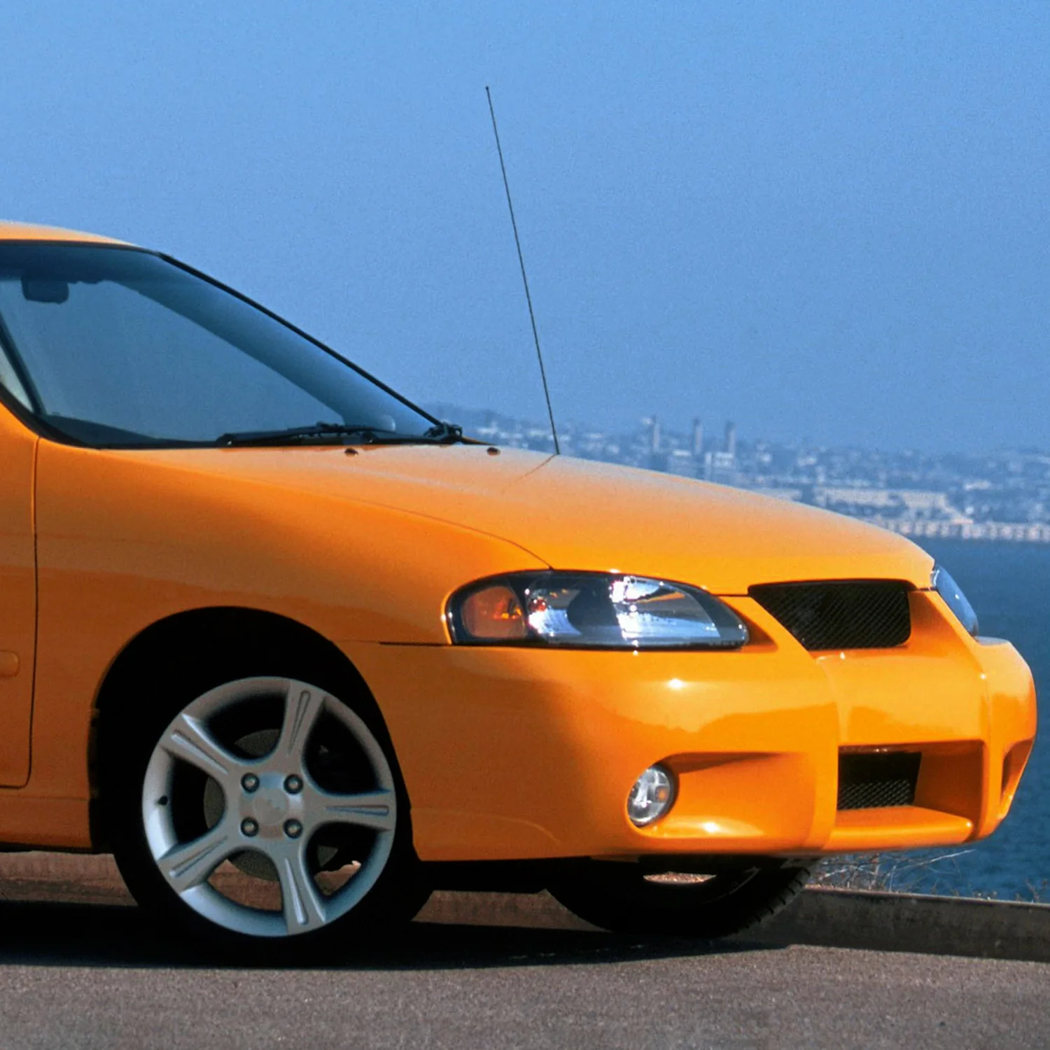 2000-2003 Nissan Sentra Factory Style Crystal Headlights Matte Black/Clear - Image 10