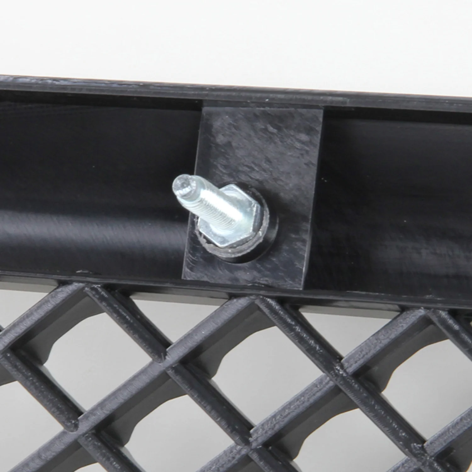 2000-2005 Cadillac Deville Matte Black ABS Mesh Grille - Image 4