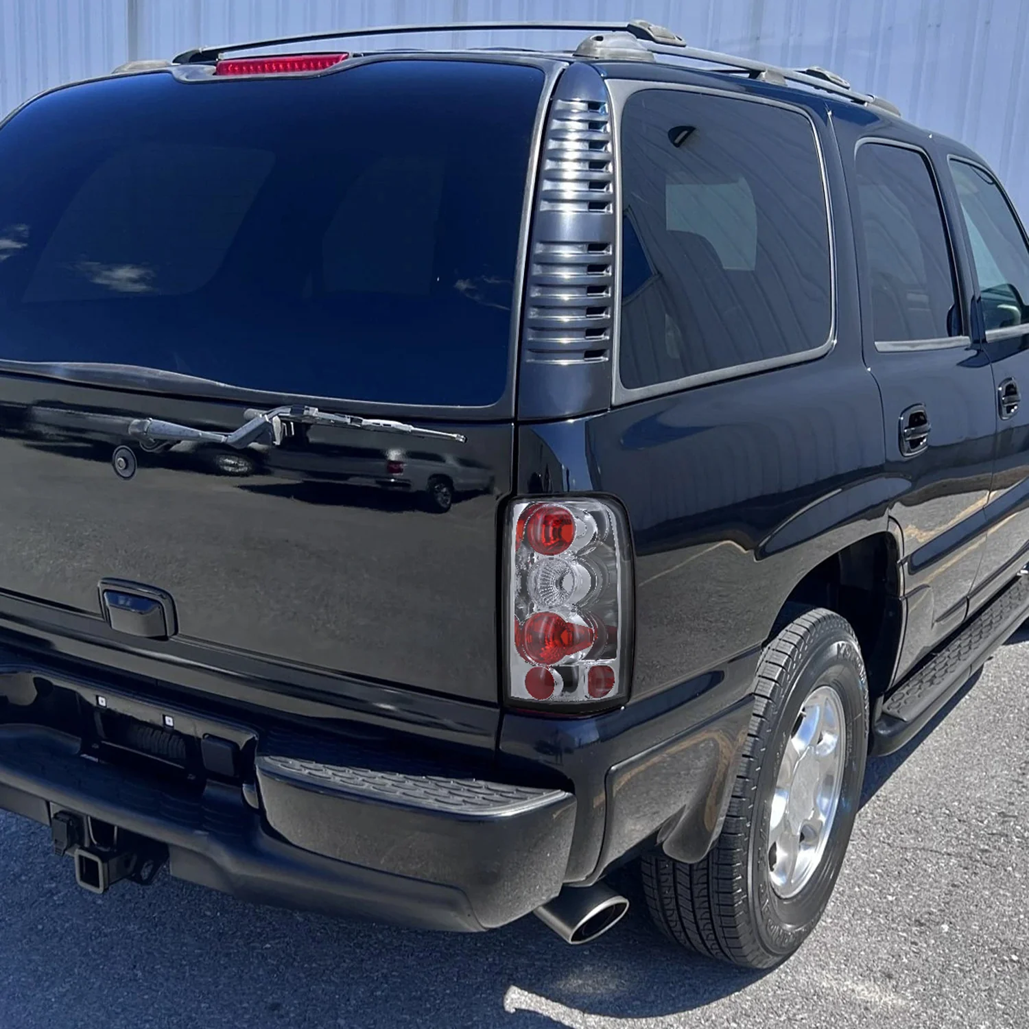 2000-2006 Chevy GMC Tahoe/Yukon/Suburban Tail Lights Chrome/Clear Lens - Image 6