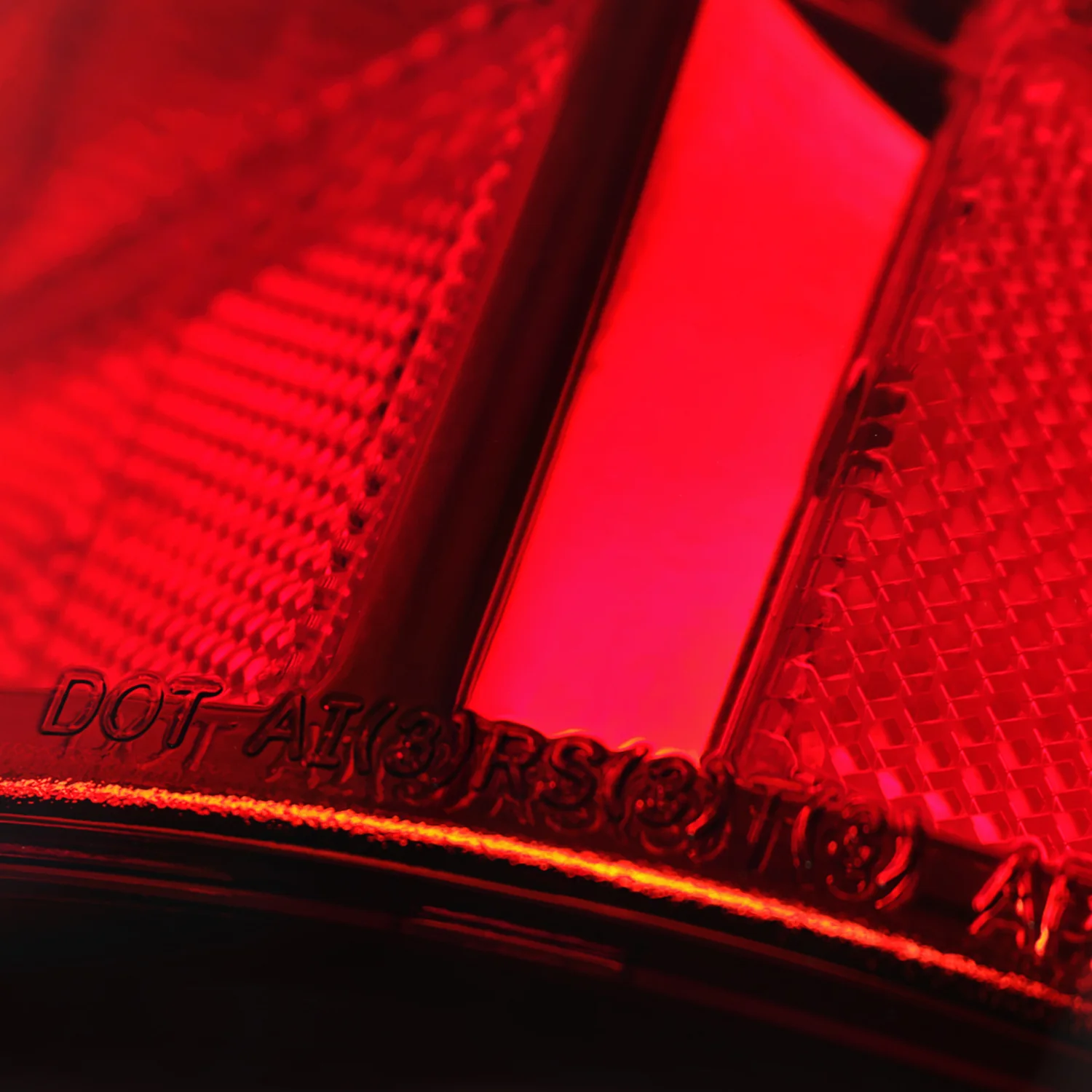 2000-2006 Chevy Suburban/Tahoe GMC Yukon/Yukon XL Tail Lights Chrome/Red Clear - Image 5