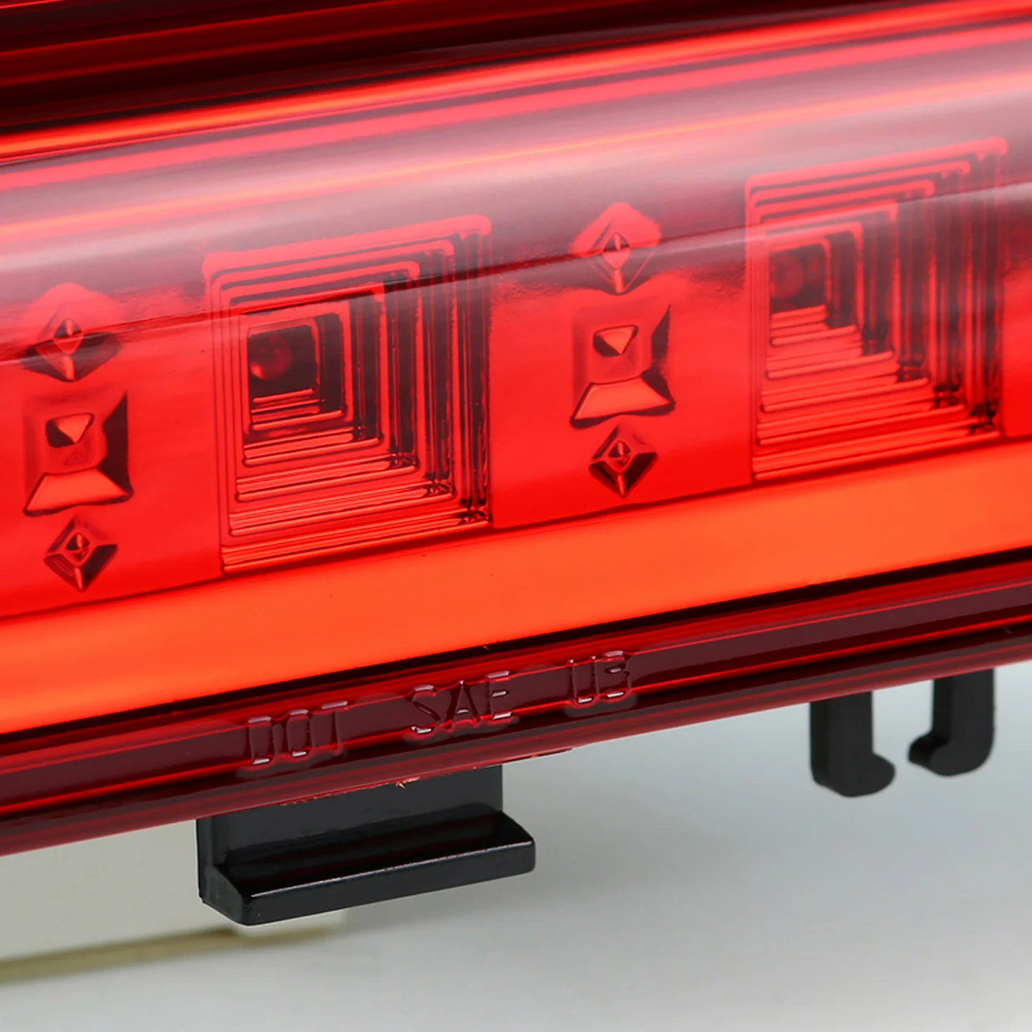 2000-2006 Chevy Suburban/Tahoe/Yukon/Yukon XL LED 3rd Brake Light Chrome/Red - Image 3