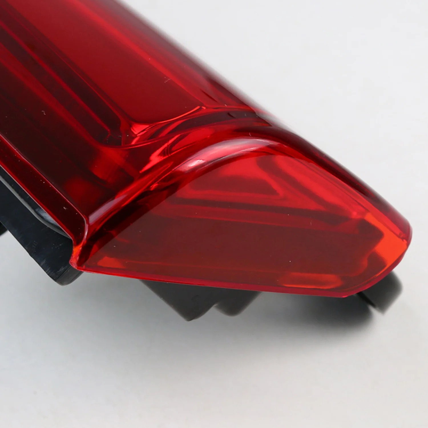 2000-2006 Chevy Suburban/Tahoe/Yukon/Yukon XL LED 3rd Brake Light Chrome/Red - Image 4