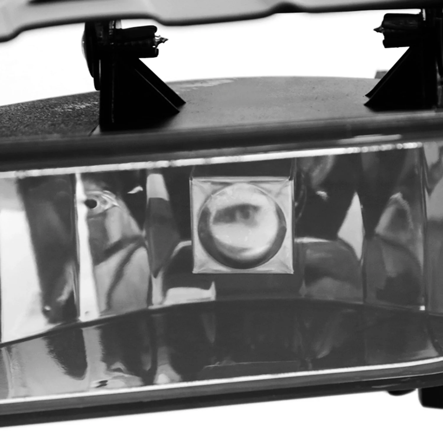 2002-2006 Cadillac Escalade 12V/27W 880 Factory Style Fog Lights Chrome/Clear - Image 2