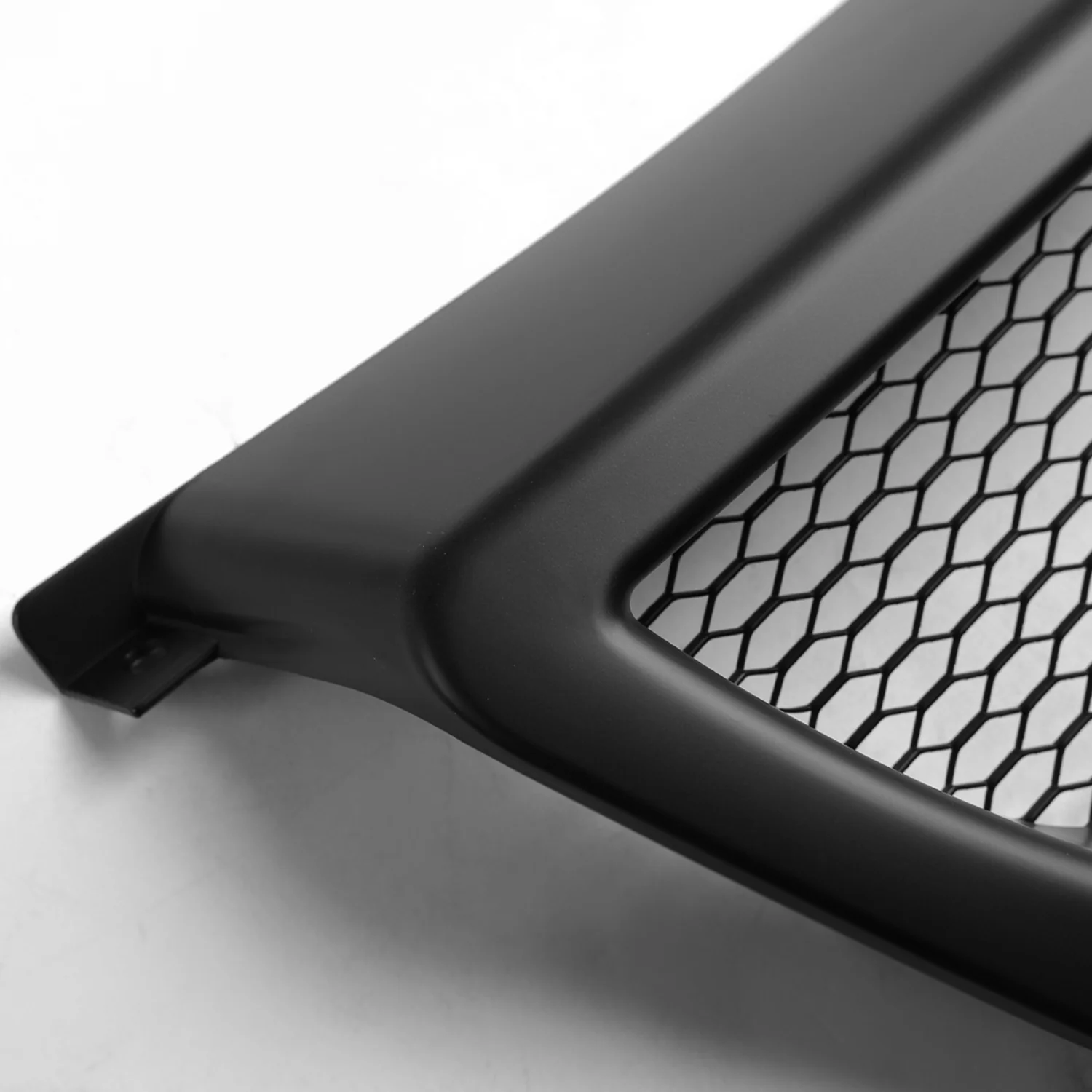 2005-2006 Nissan Altima Matte Black ABS Mesh Grille - Image 8