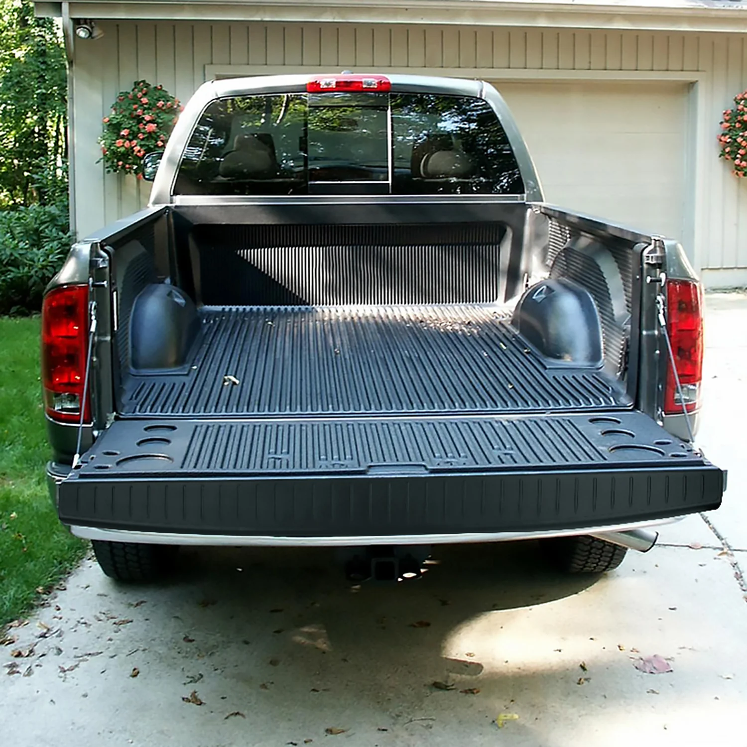 2006-2008 Dodge RAM 1500 / 2006-2009 RAM 2500 3500 Black OE Tailgate Cap Cover - Image 10
