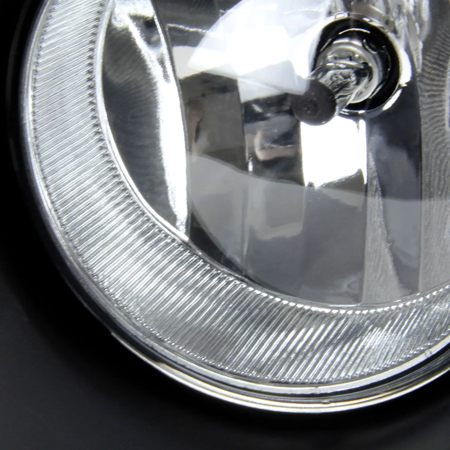 2007-2013 Toyota Tundra/Sequoia H10 Fog Lights Kit Chrome Housing/Clear Lens - Image 4