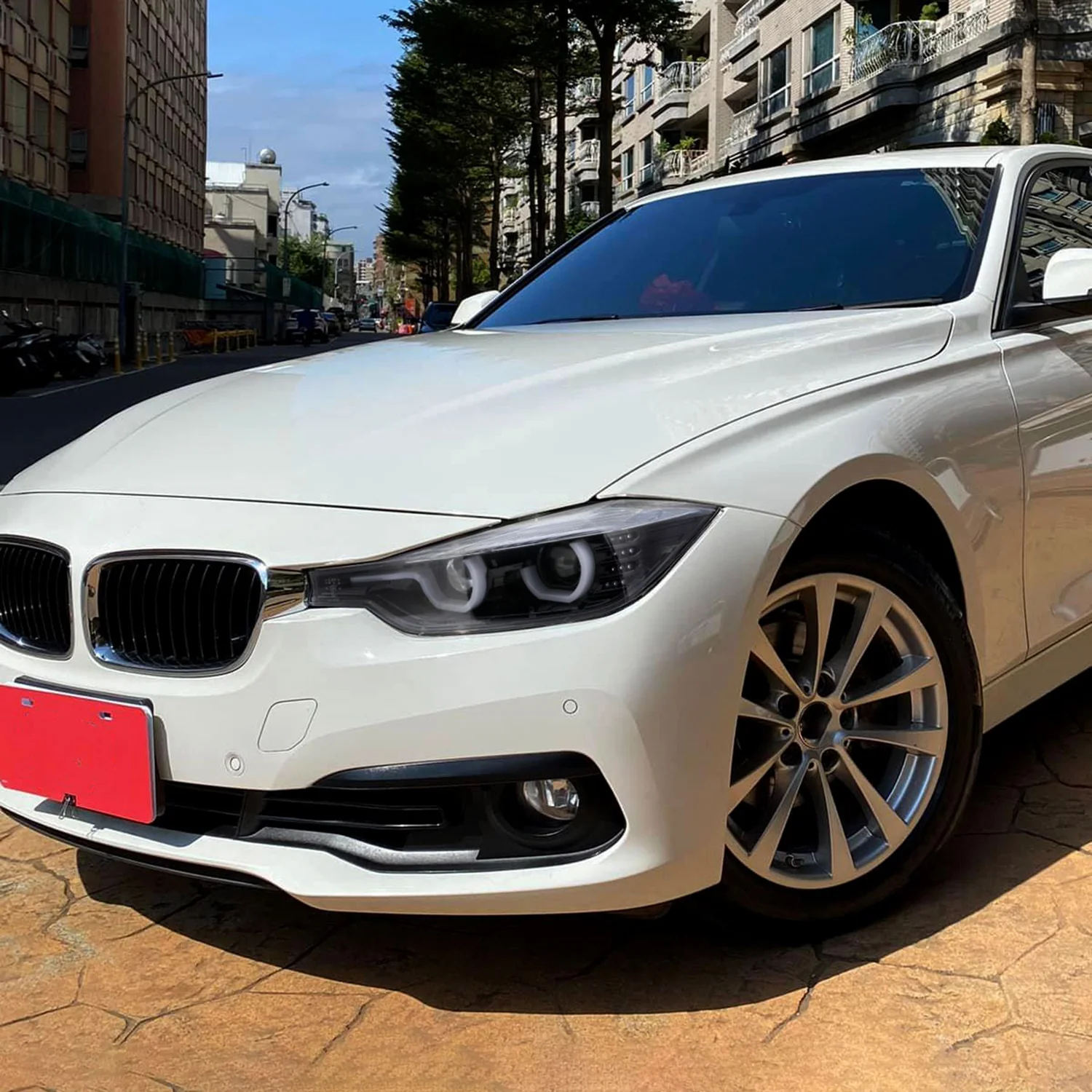 2012-2015 BMW F30 3 Series Sedan Dual U-Bar Headlights LED Signal Lights Jet Black - Image 9