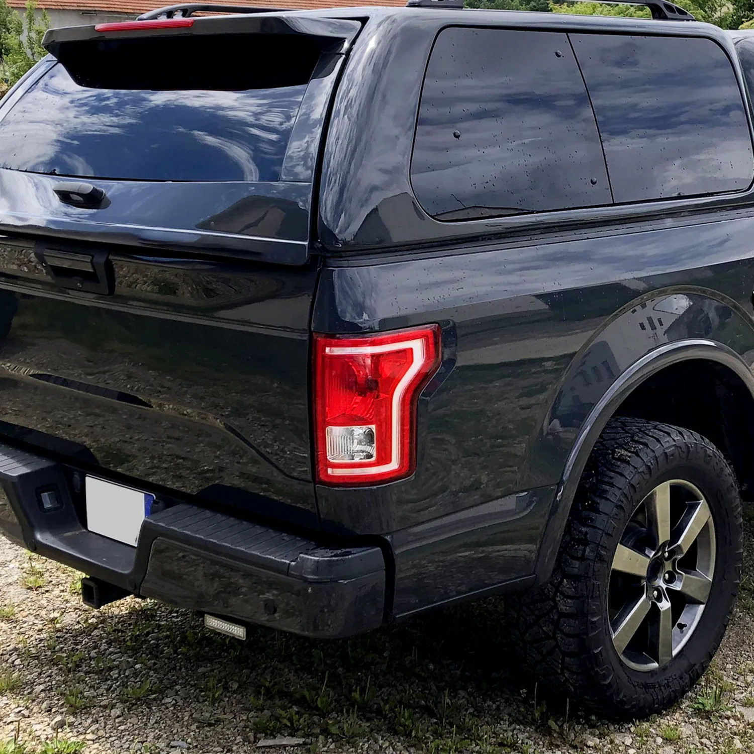 2015-2017 Ford F-150 Factory Passenger/Right Replacement Tail Light Chrome/Red - Image 9