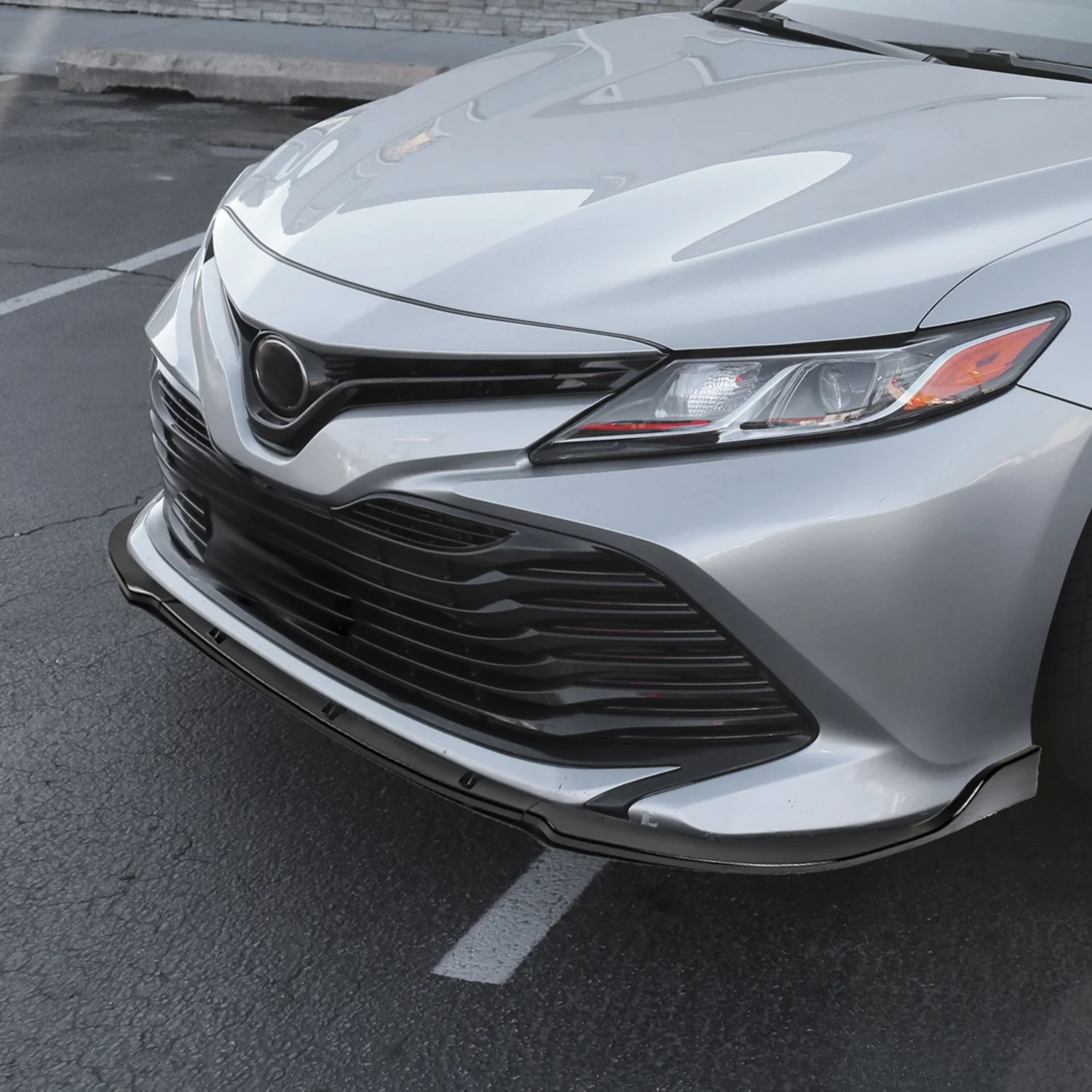 2018-2020 Toyota Camry SE/XSE/LE/XLE Glossy Black 3Pcs Bumper Lip Spoiler - Image 10
