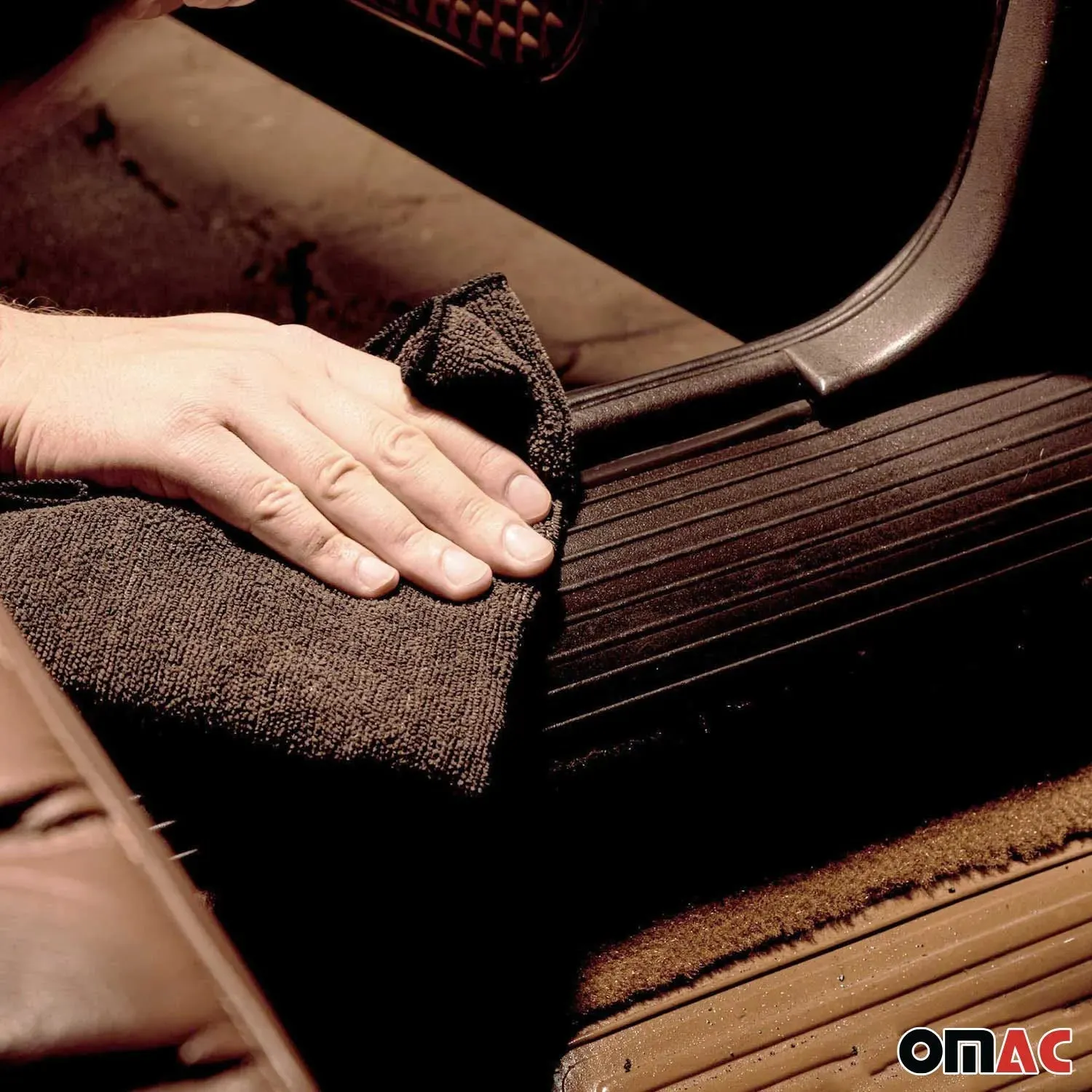 Premium Microfiber Plush Towel Cleaning No-Scratch Rag Car Polishing Detailing - Image 2