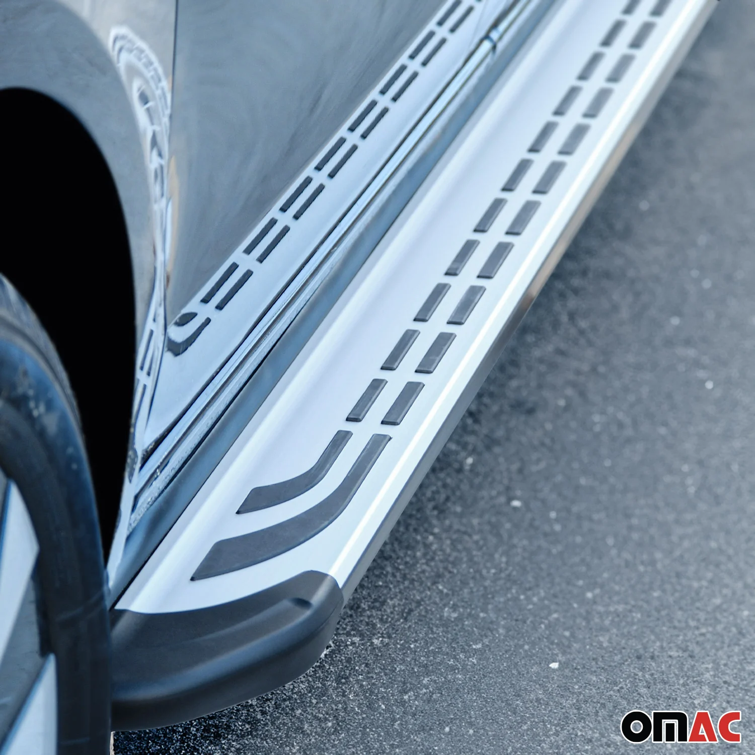 2017-2022 Kia Niro 1.gen Running Boards Side Steps Silver & Black - Image 9
