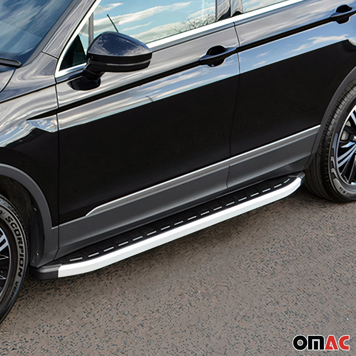 2018-2023 VW Tiguan 2.gen Running Boards Side Steps Silver & Black - Image 9